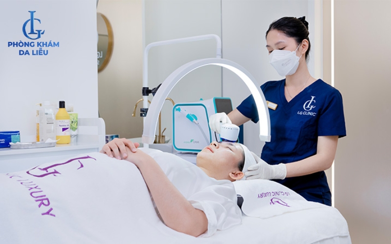 Trị mụn tại các spa