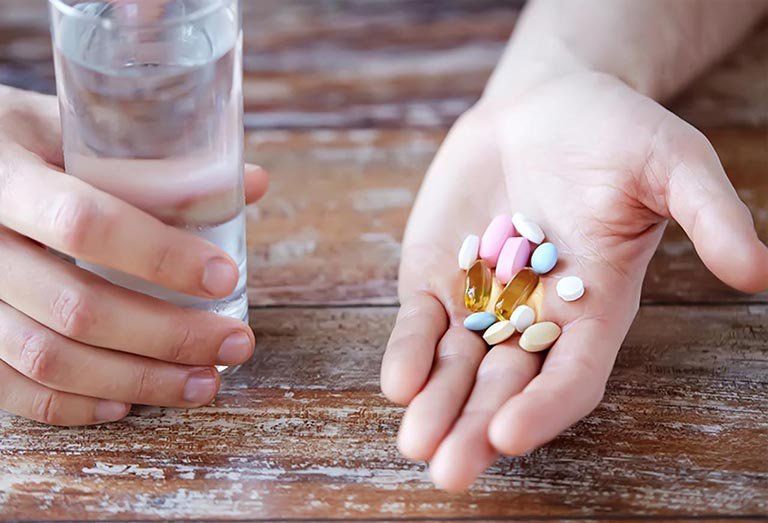 Mụn bọc ở cằm