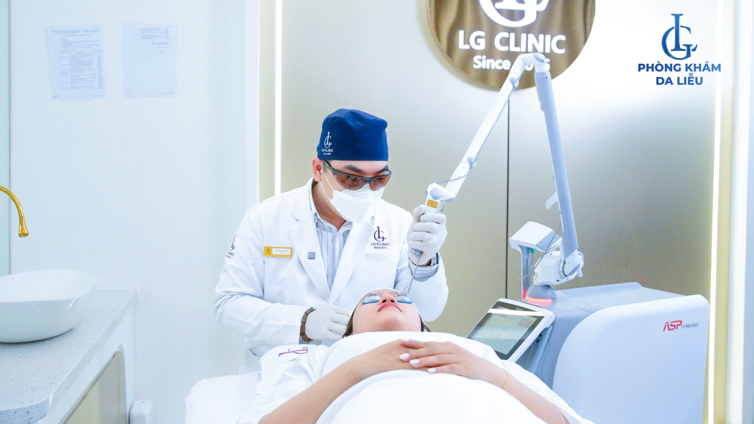 Laser CO2 Fractional trị sẹo lõm