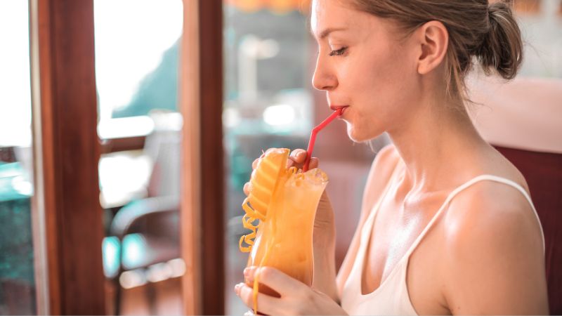 Nước ép trị mụn nội tiết