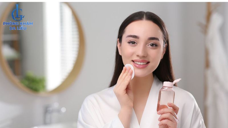 Peel da trị mụn xong có được dùng tẩy trang không