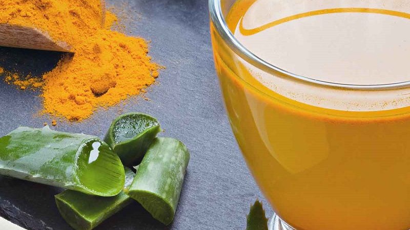 Nha đam kết hợp bột nghệ